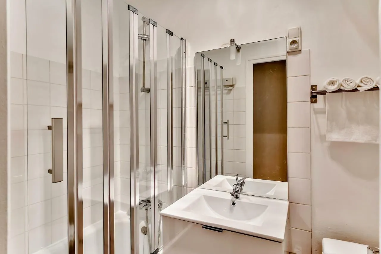 Apartamento Love Nest In Saint-Michel París